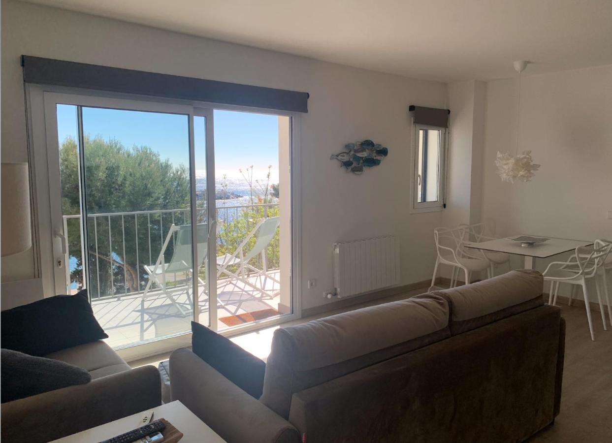 Magnífic apartament a primera línia de mar Sant Feliu de Guixols Exterior foto